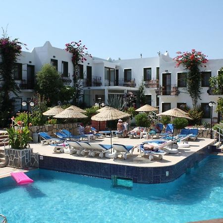 Bronze Hotel Gumbet Bagian luar foto