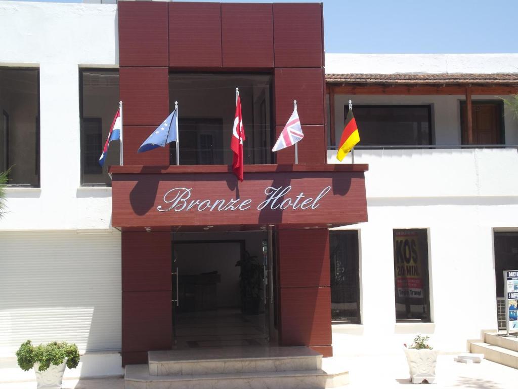 Bronze Hotel Gumbet Bagian luar foto